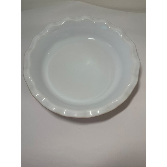 Emile Henry Red Pie Dish Stoneware 9" x 2" Ruffled Edge Baking France - Picture 2 of 4